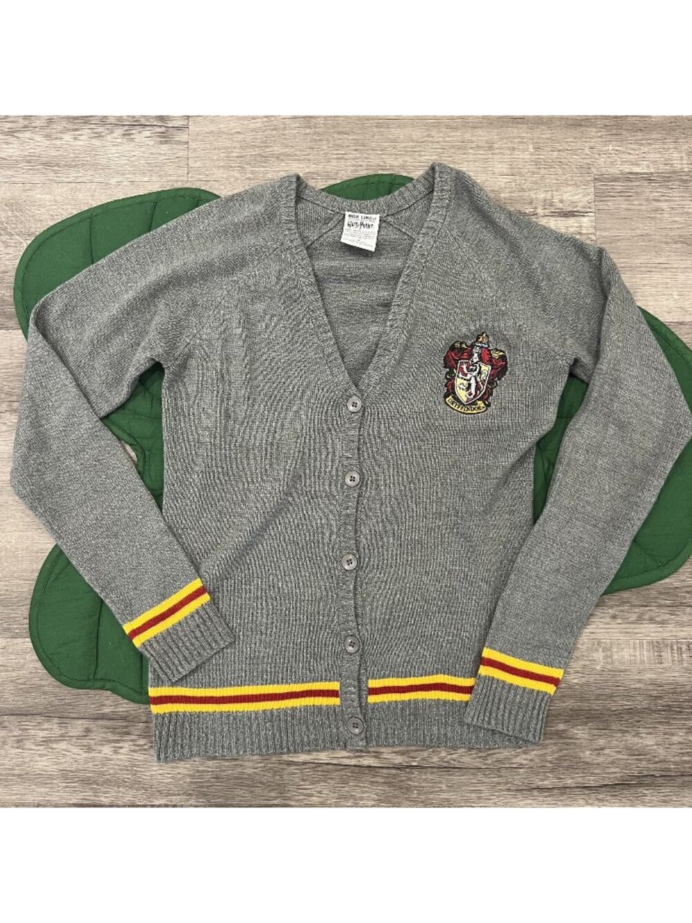 Harry Potter x Box Lunch Womens Medium Gryffindor Cardigan Sweater